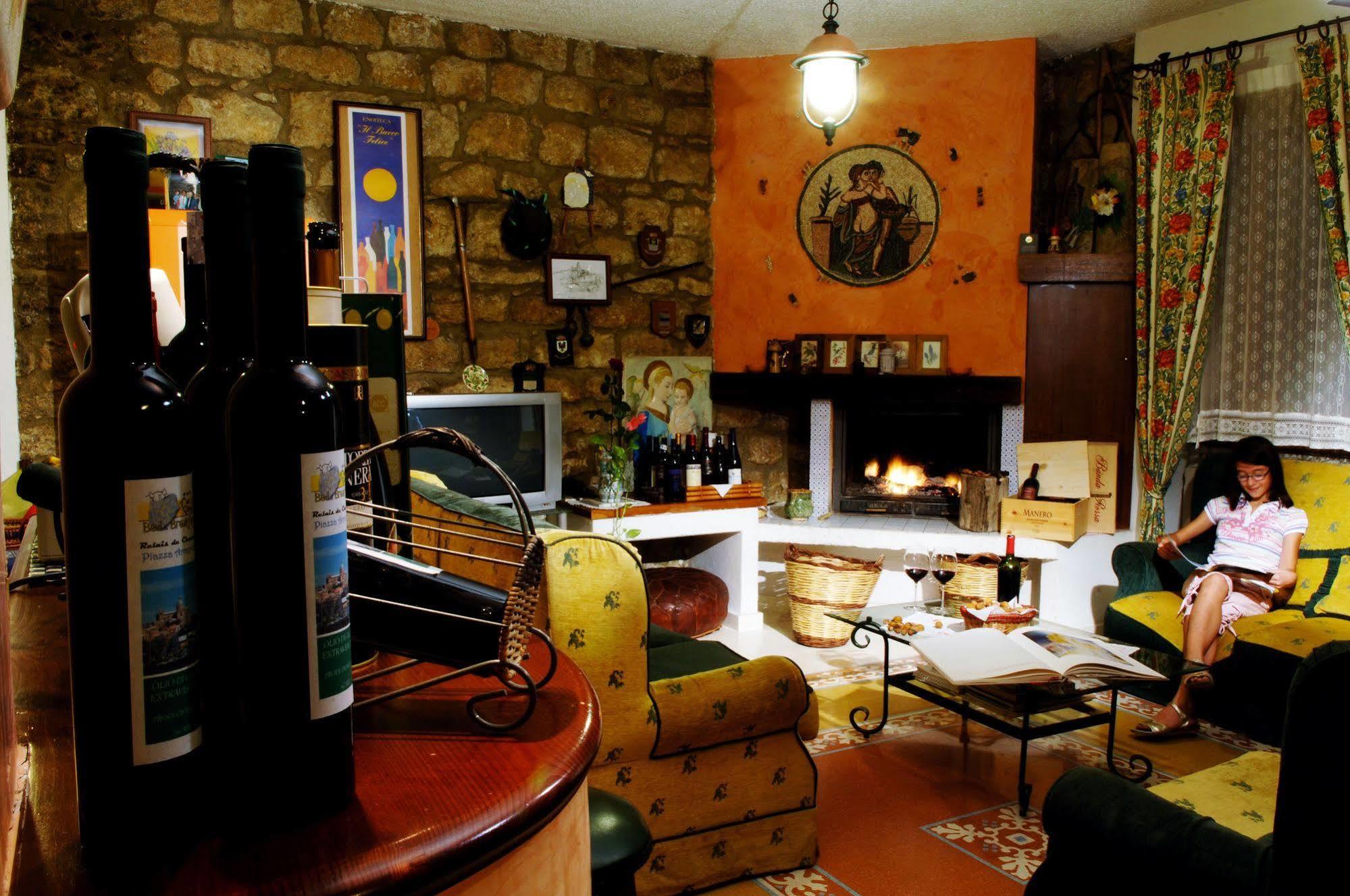 La Casa Sulla Collina D'Oro Bed & Breakfast Piazza Armerina Bagian luar foto